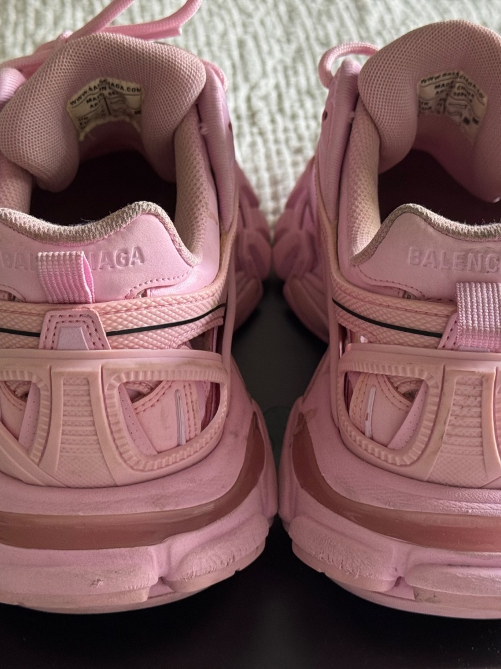 Balenciaga tennis shoes - Picture 4 of 8
